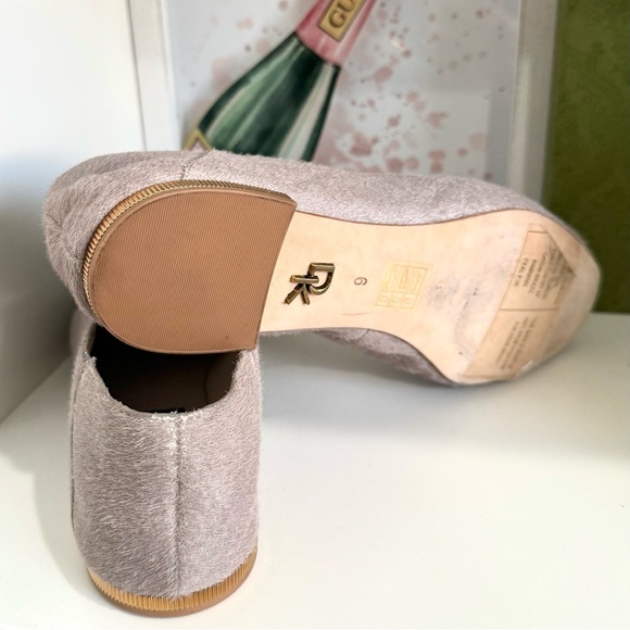 Donna Karan Light Beige Suede Loafers size 6 - Picture 8 of 9